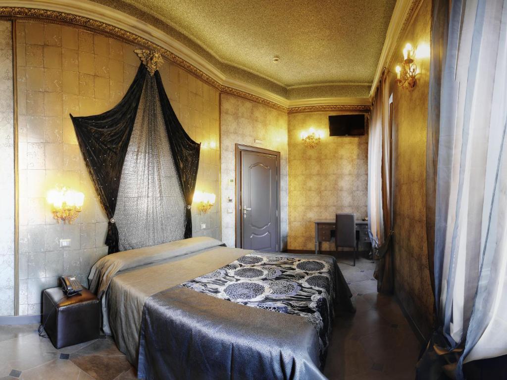 Hotel Antica Dimora Delle Cinque Lune Rom Zimmer foto