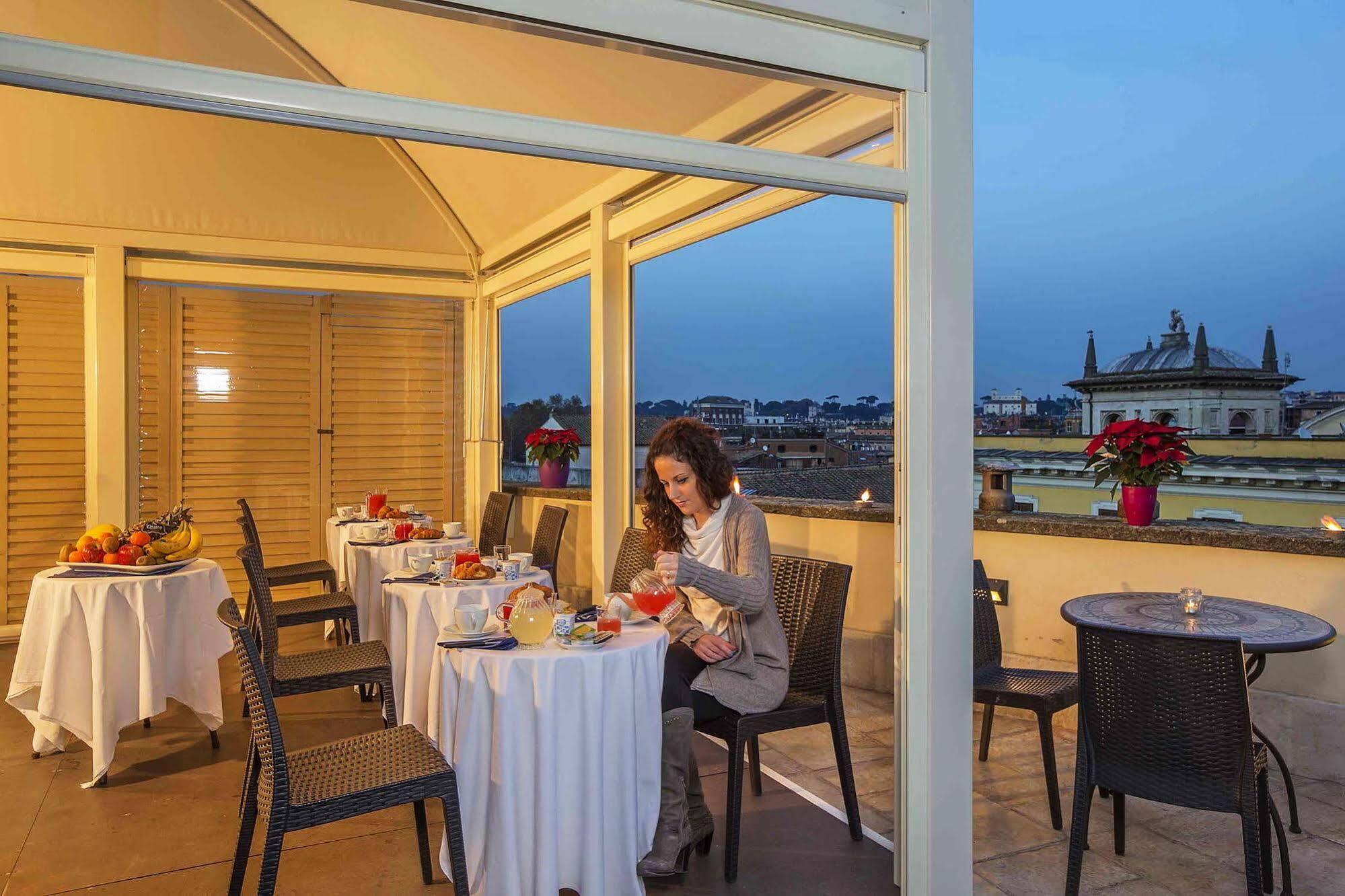 Hotel Antica Dimora Delle Cinque Lune Rom Exterior foto